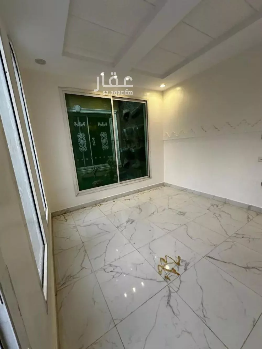 فيلا 4 غرف في عكاظ 7