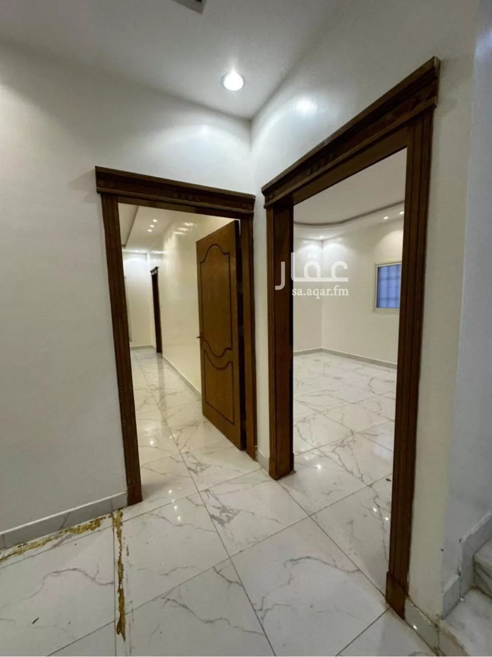 فيلا 4 غرف في عكاظ 8