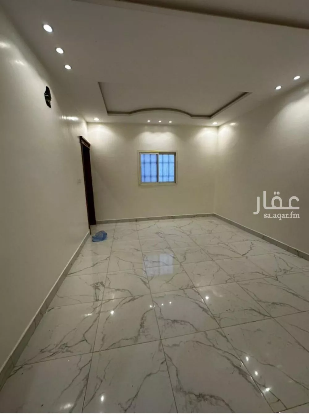 فيلا 4 غرف في عكاظ 10