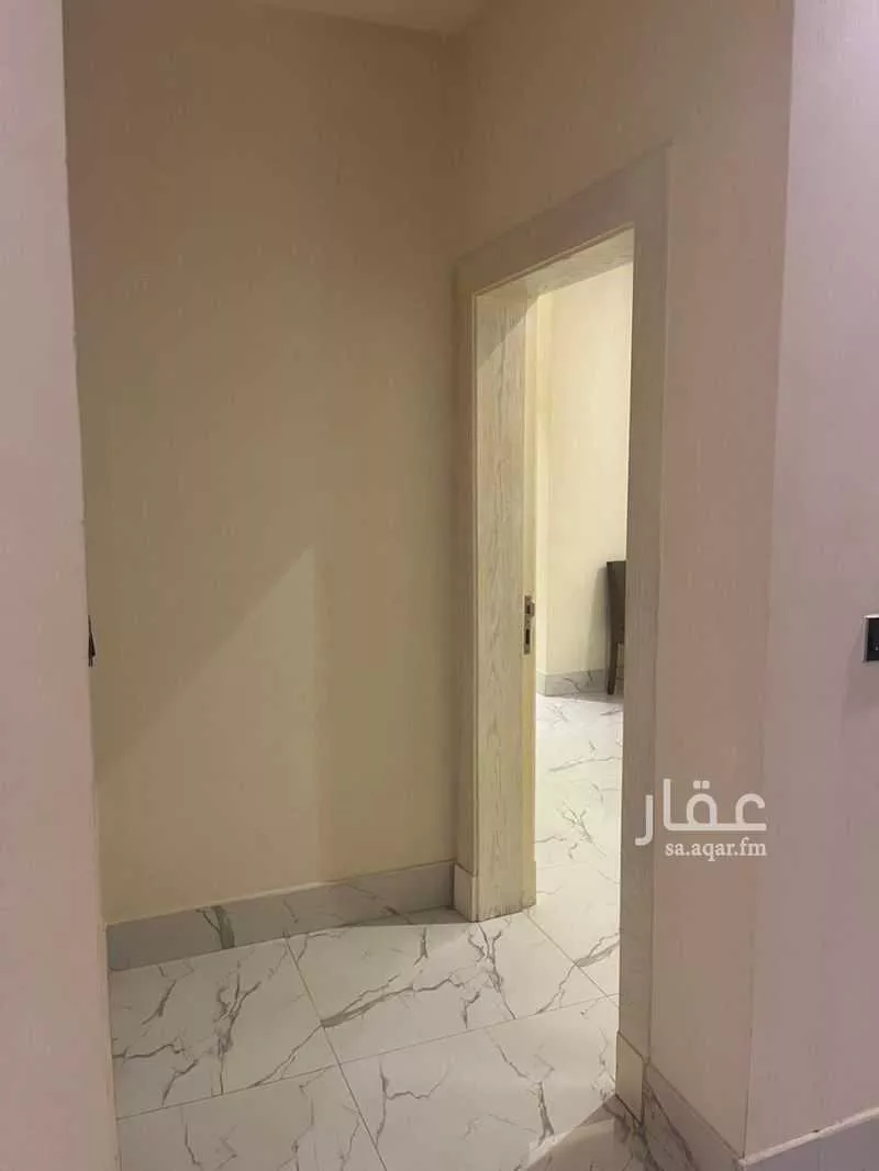 شقة 4 غرف في الملقا 12
