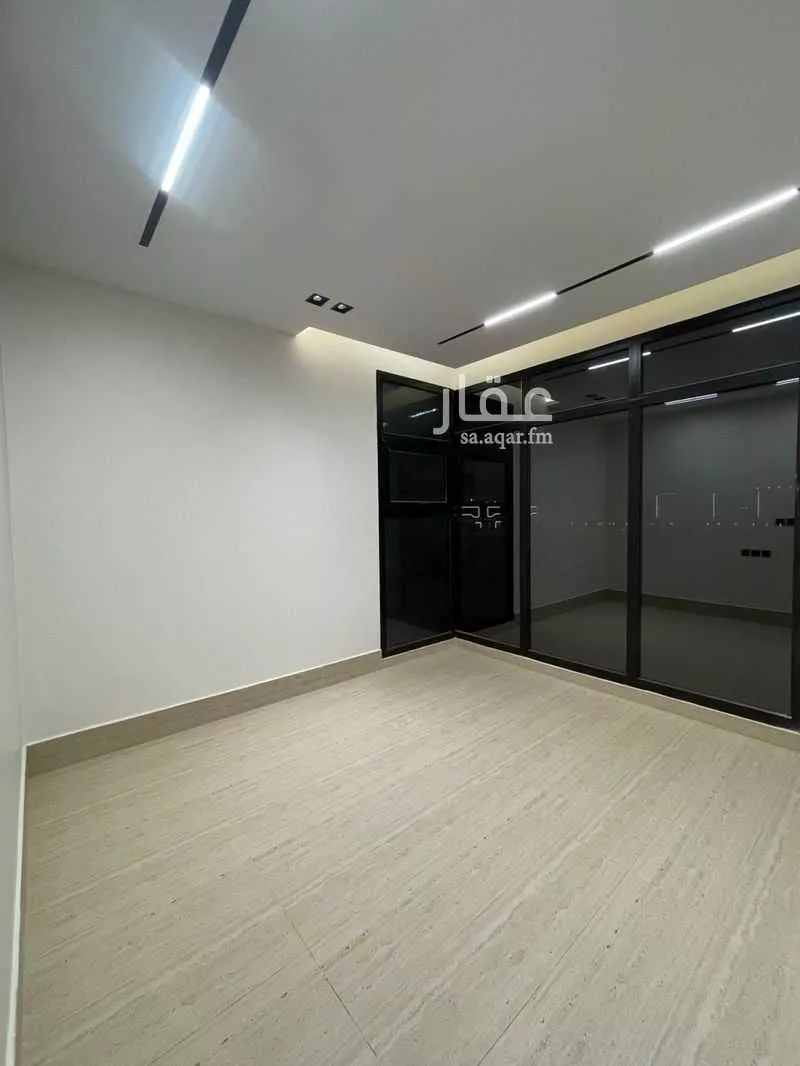 فيلا 9 غرف في الرمال 11