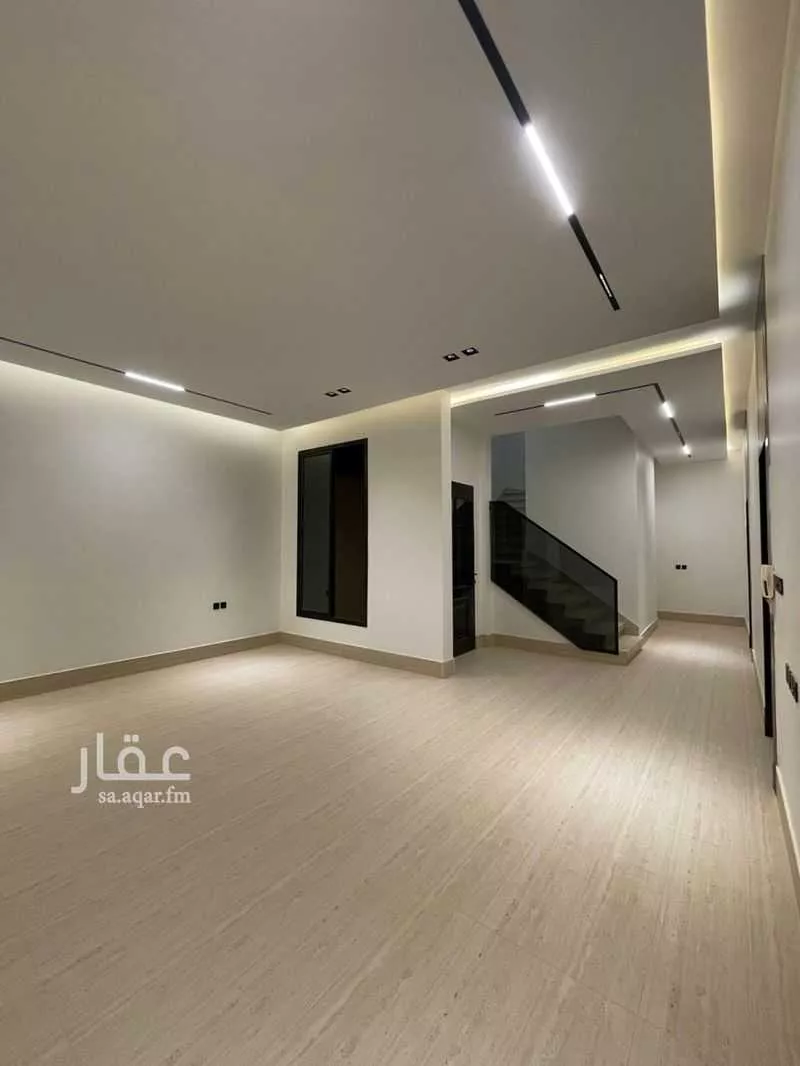 فيلا 9 غرف في الرمال 10