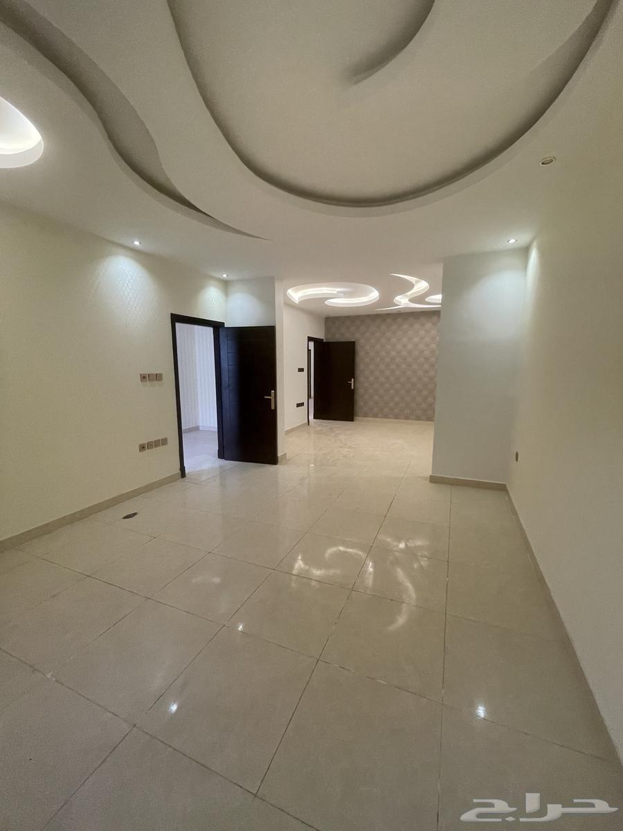 فيلا 6 غرف في الياقوت 11