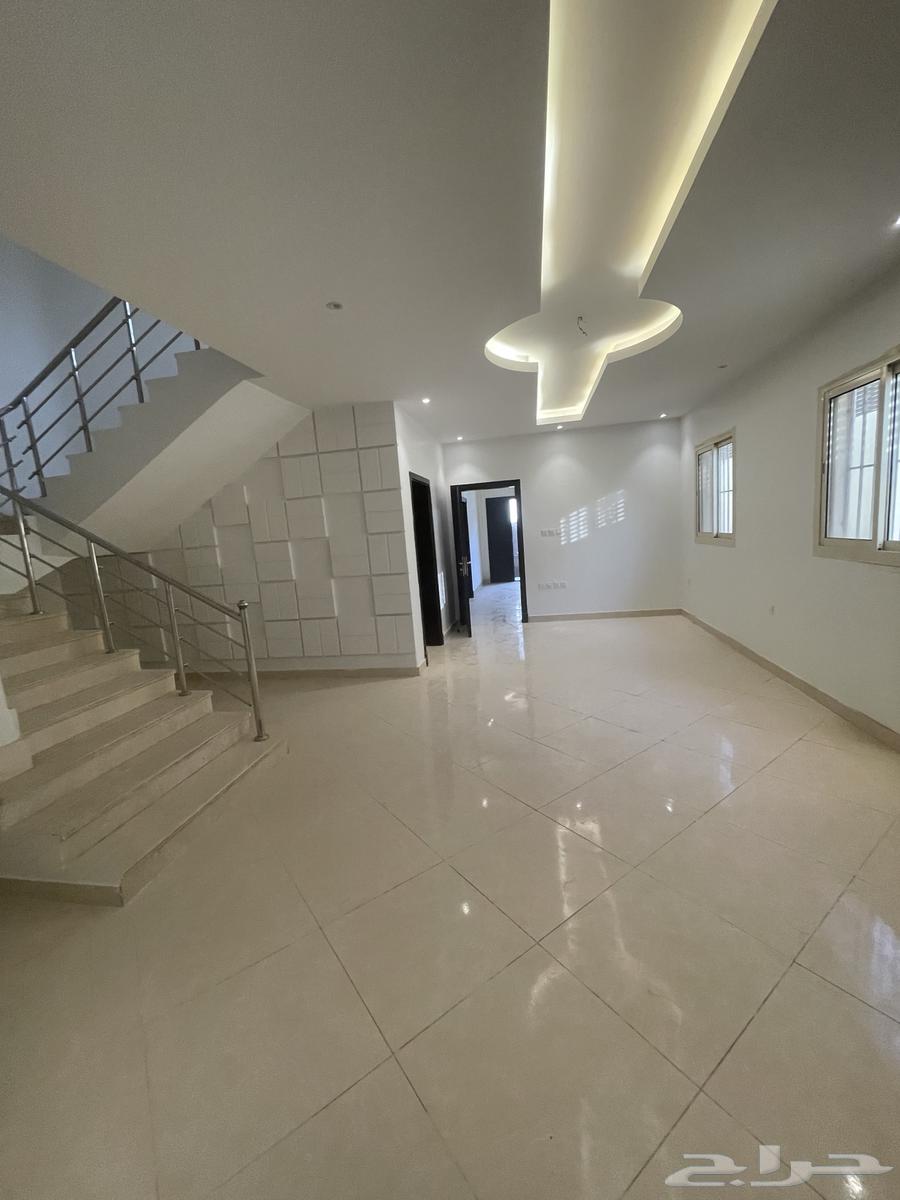 فيلا 6 غرف في الياقوت 16