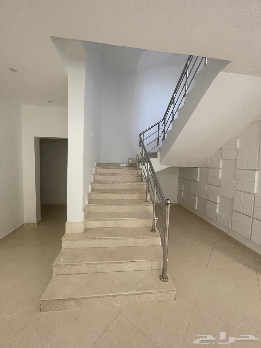 فيلا 6 غرف في الياقوت 17