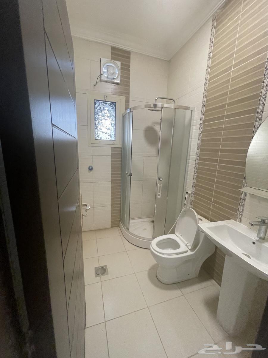 فيلا 6 غرف في الياقوت 22