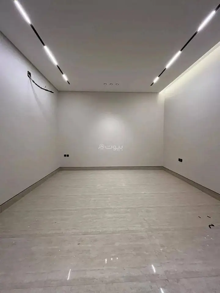 4 bedroom villa in Al Mahdiyyah, Riyadh 16