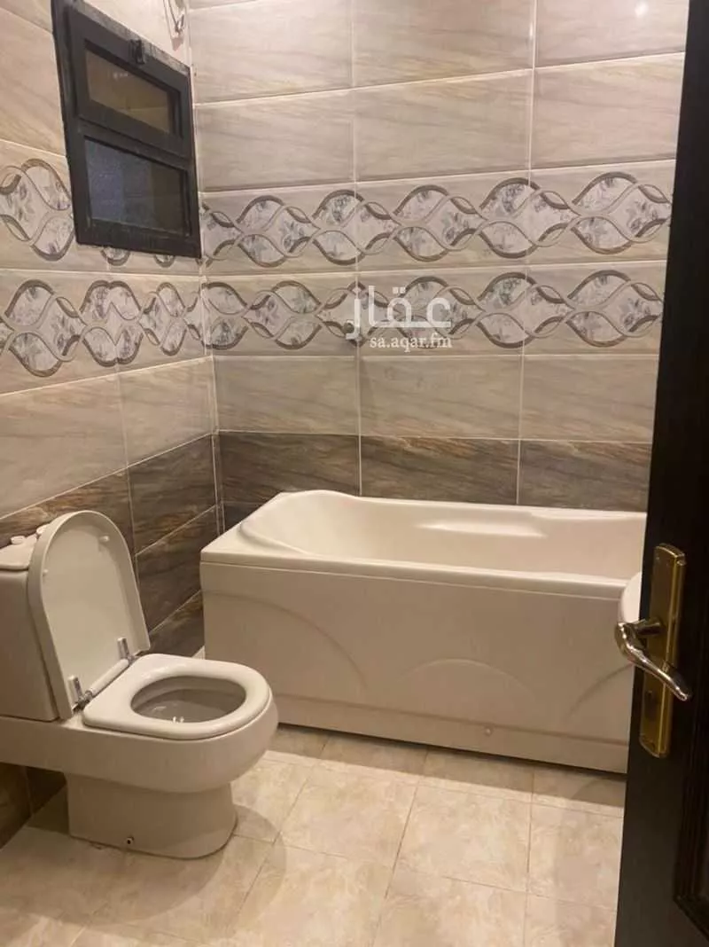 5 bedroom apartment in King Fahd 5