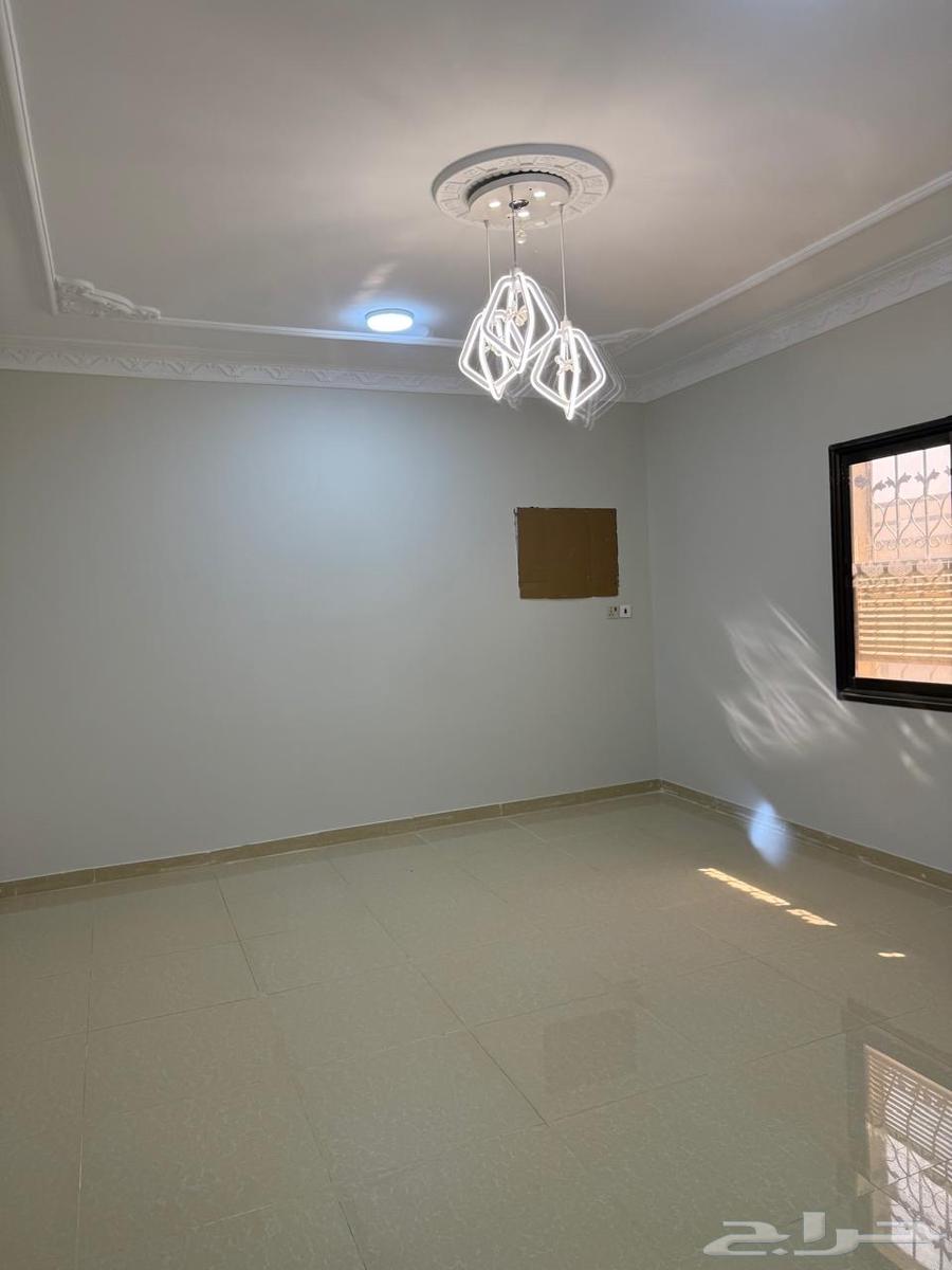 شقة 3 غرف في الشراع 3