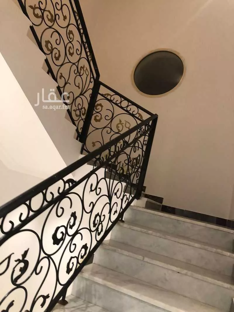 فيلا 5 غرف في المونسية 11