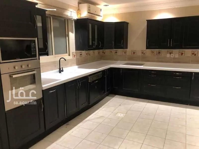 فيلا 5 غرف في المونسية 3