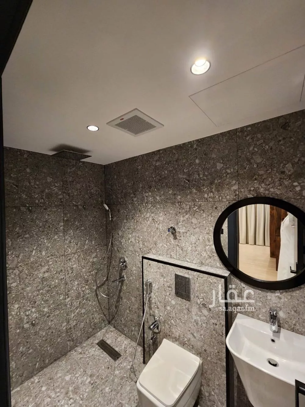 دور 1 غرف في العارض 3