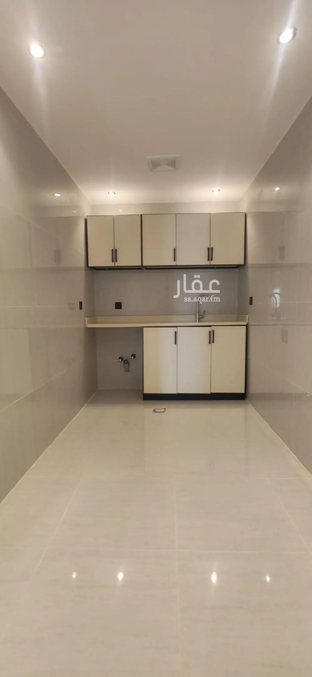 شقة 2 غرف في المربع 13