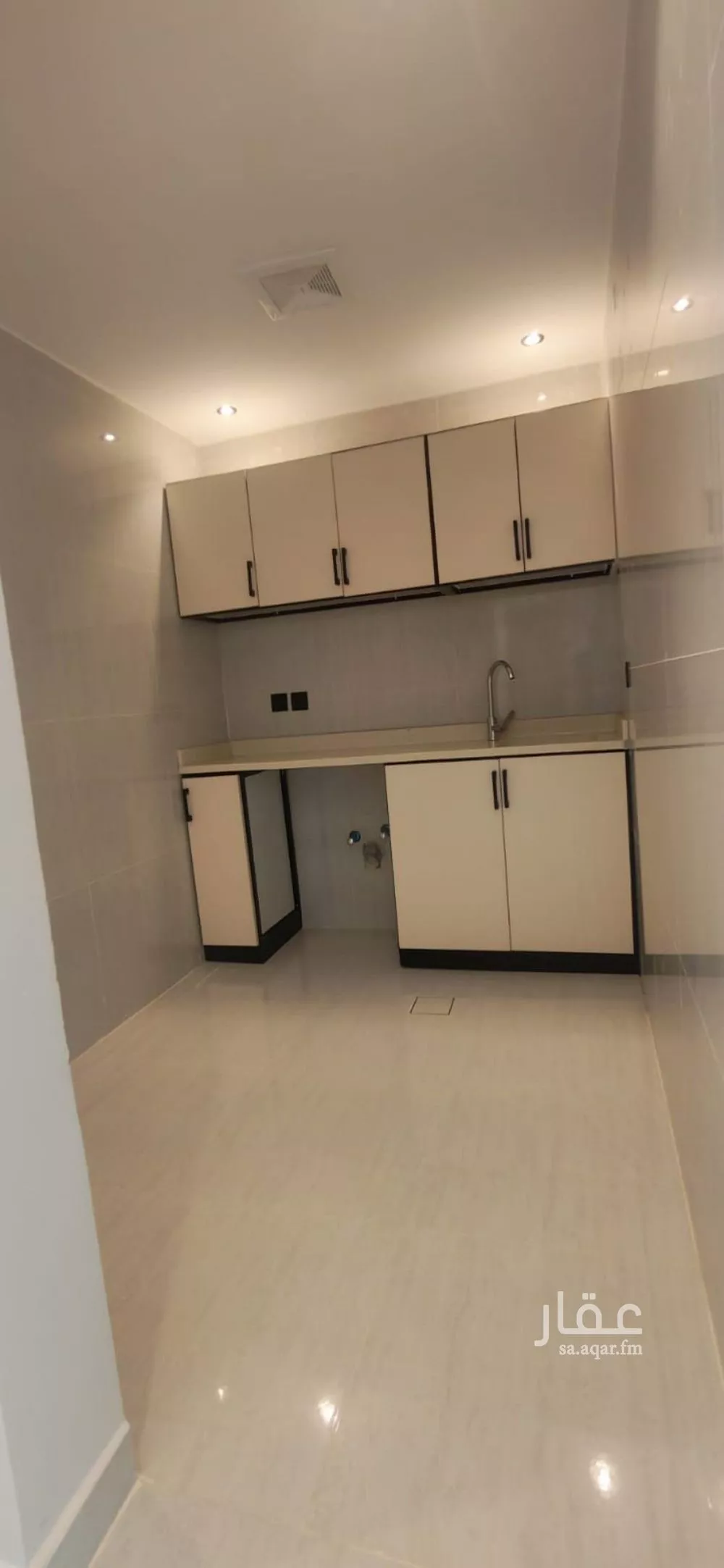 شقة 2 غرف في المربع 15