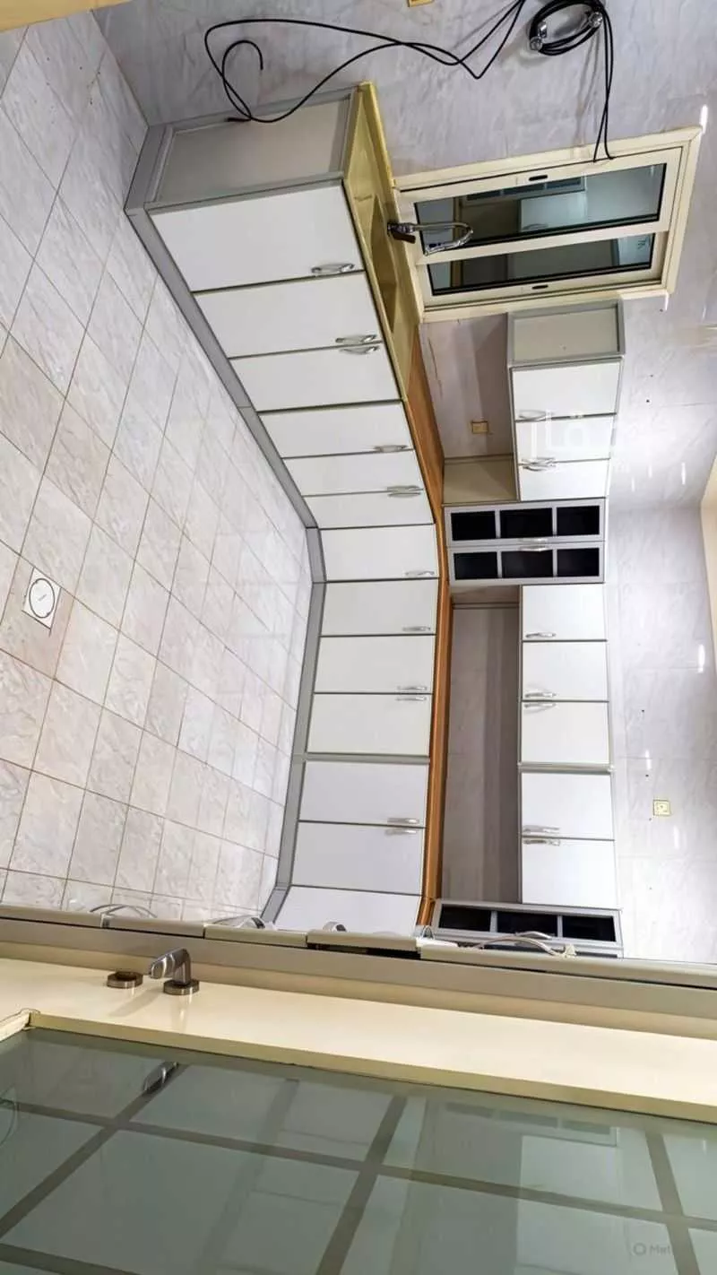 شقة 5 غرف في الشعلة 9