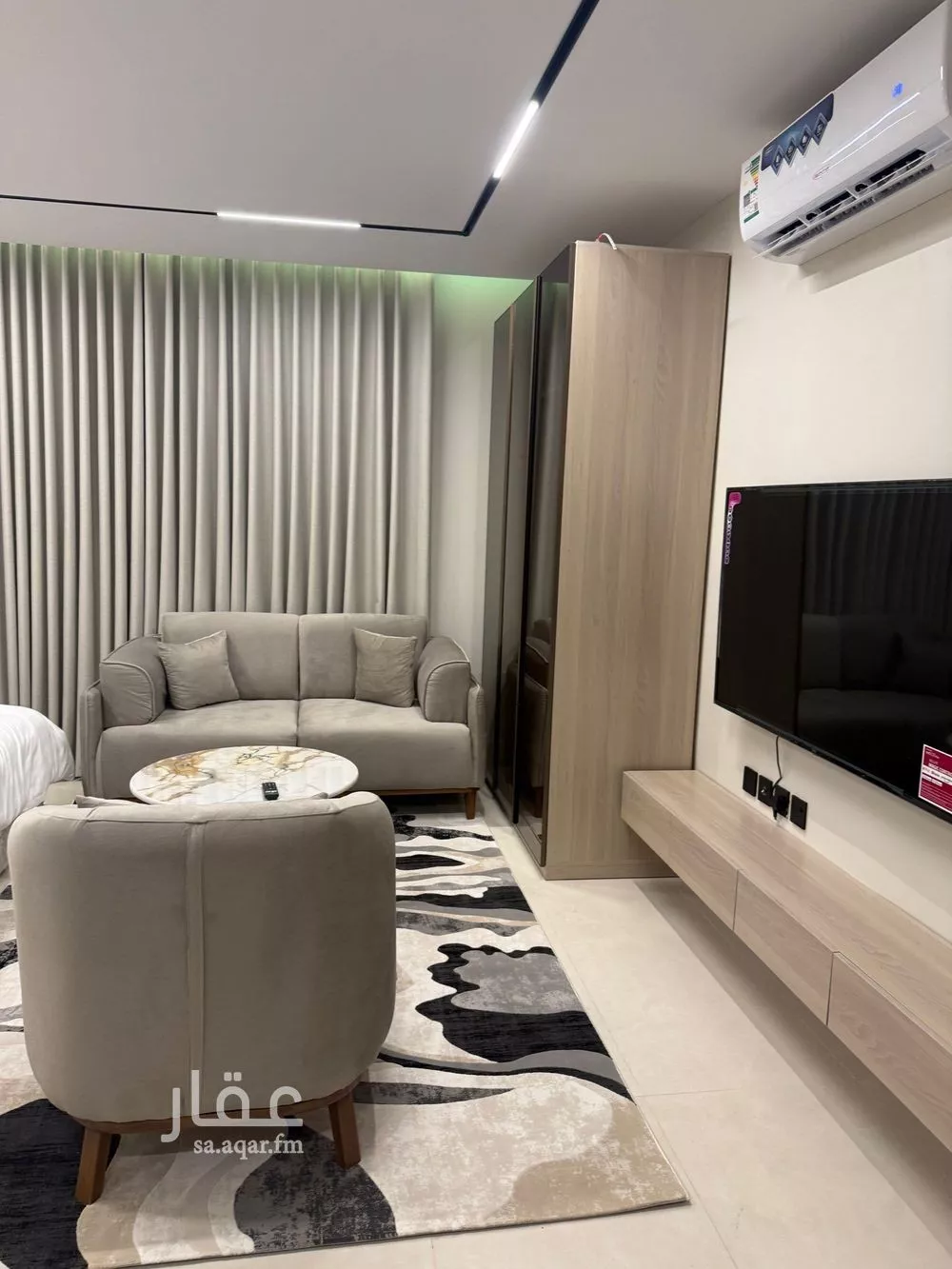 شقة 1 غرف في العقيق 4