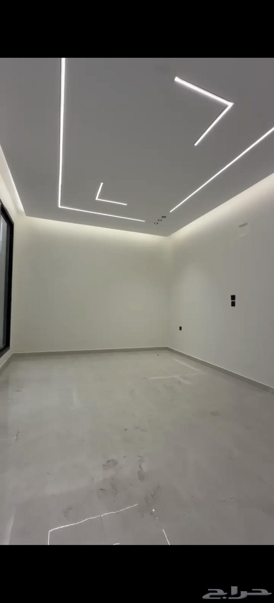 فيلا 6 غرف في احد 2