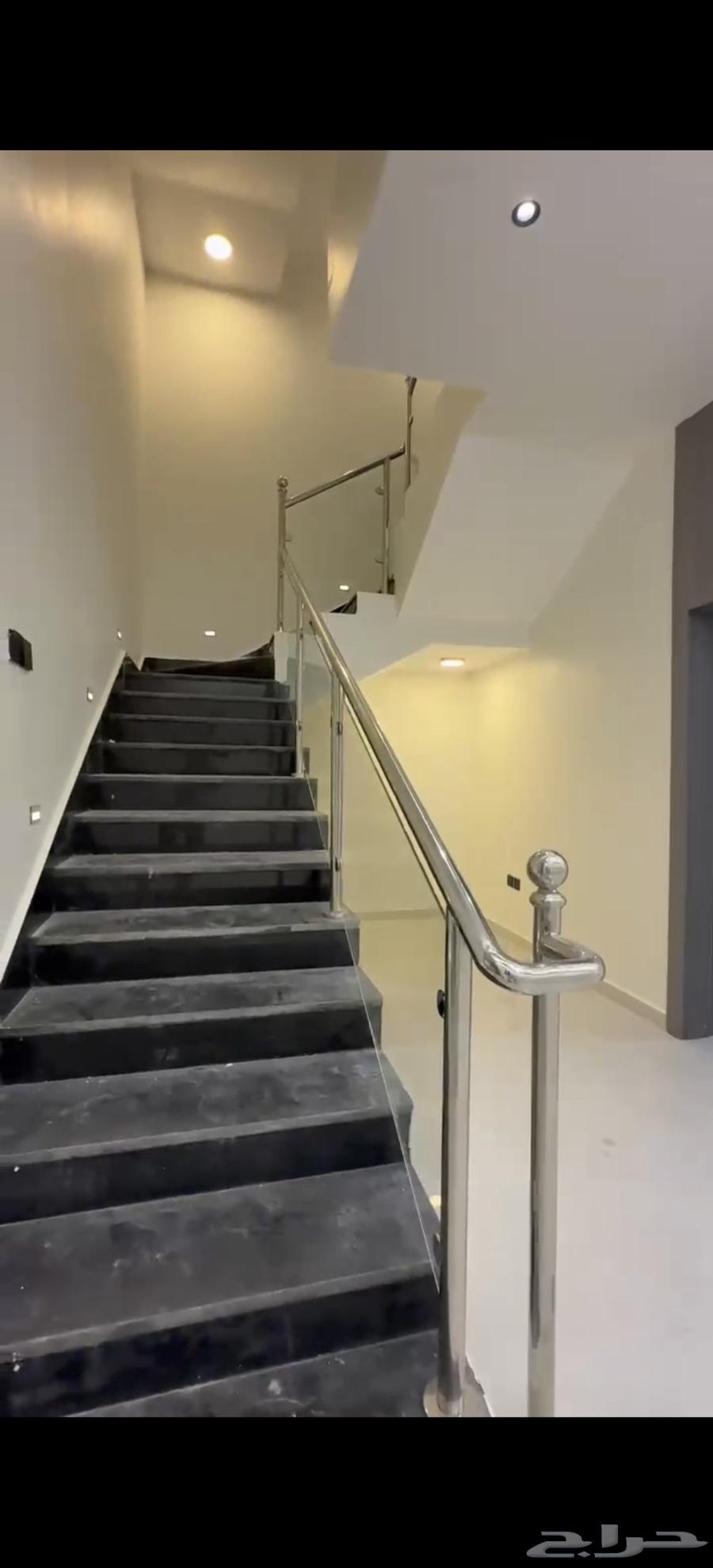 فيلا 6 غرف في احد 6