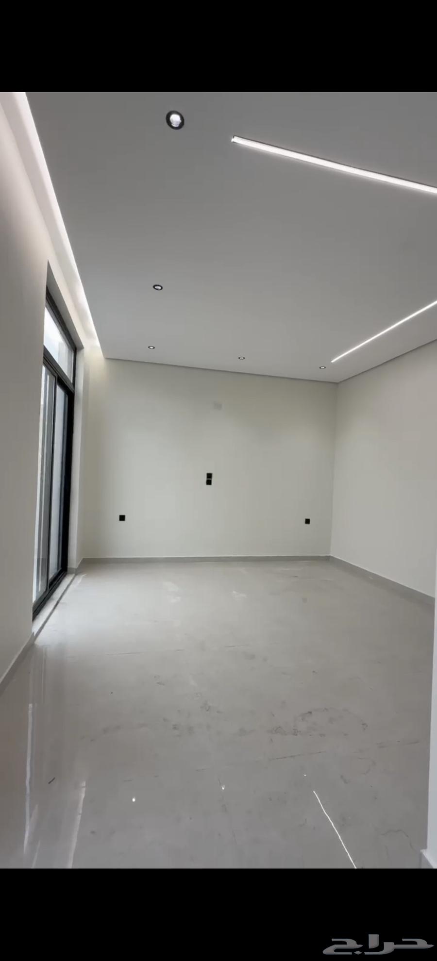 فيلا 6 غرف في احد 8