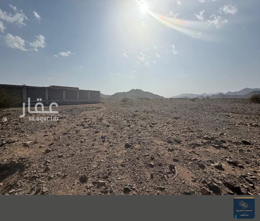 أرض 920 م² في البلقاء 8