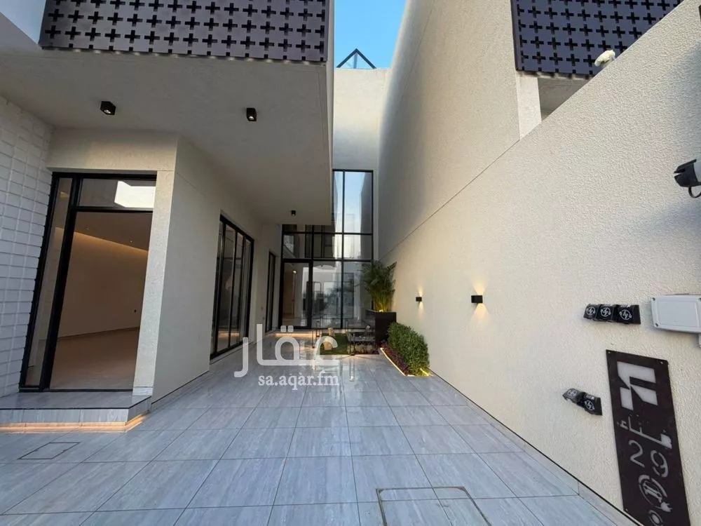 فيلا 6 غرف في العارض 16