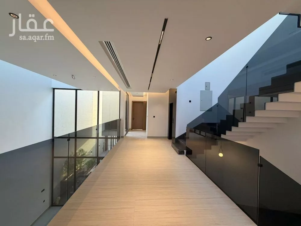 فيلا 6 غرف في العارض 17