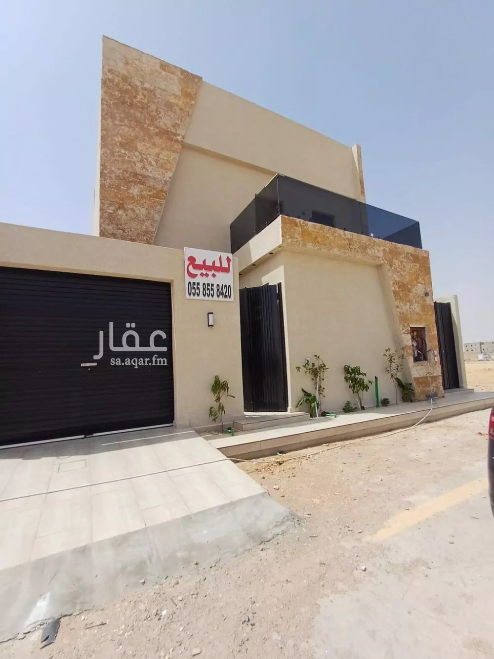 فيلا 6 غرف في الشرق 8