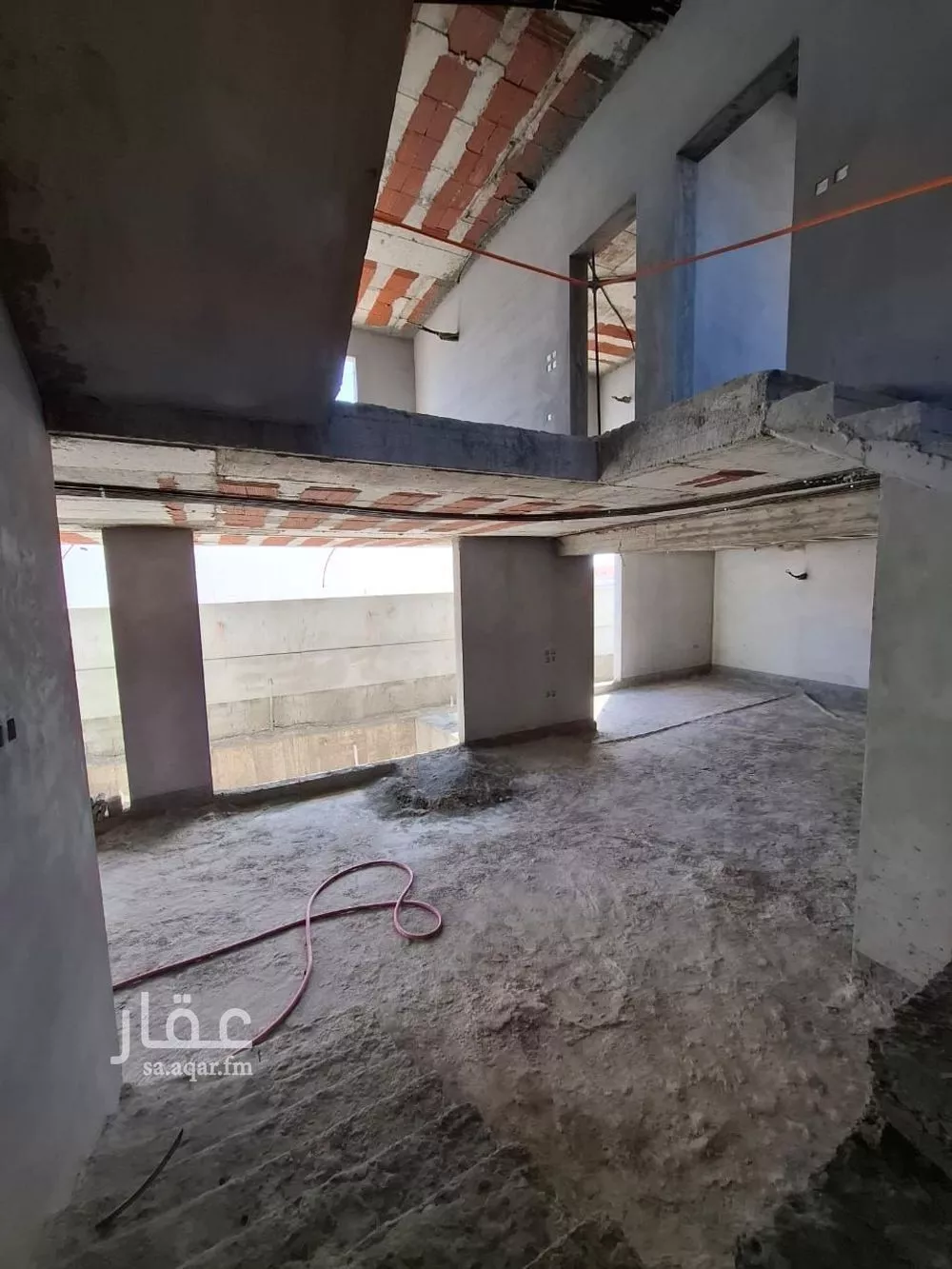 فيلا 9 غرف في الزمرد 15