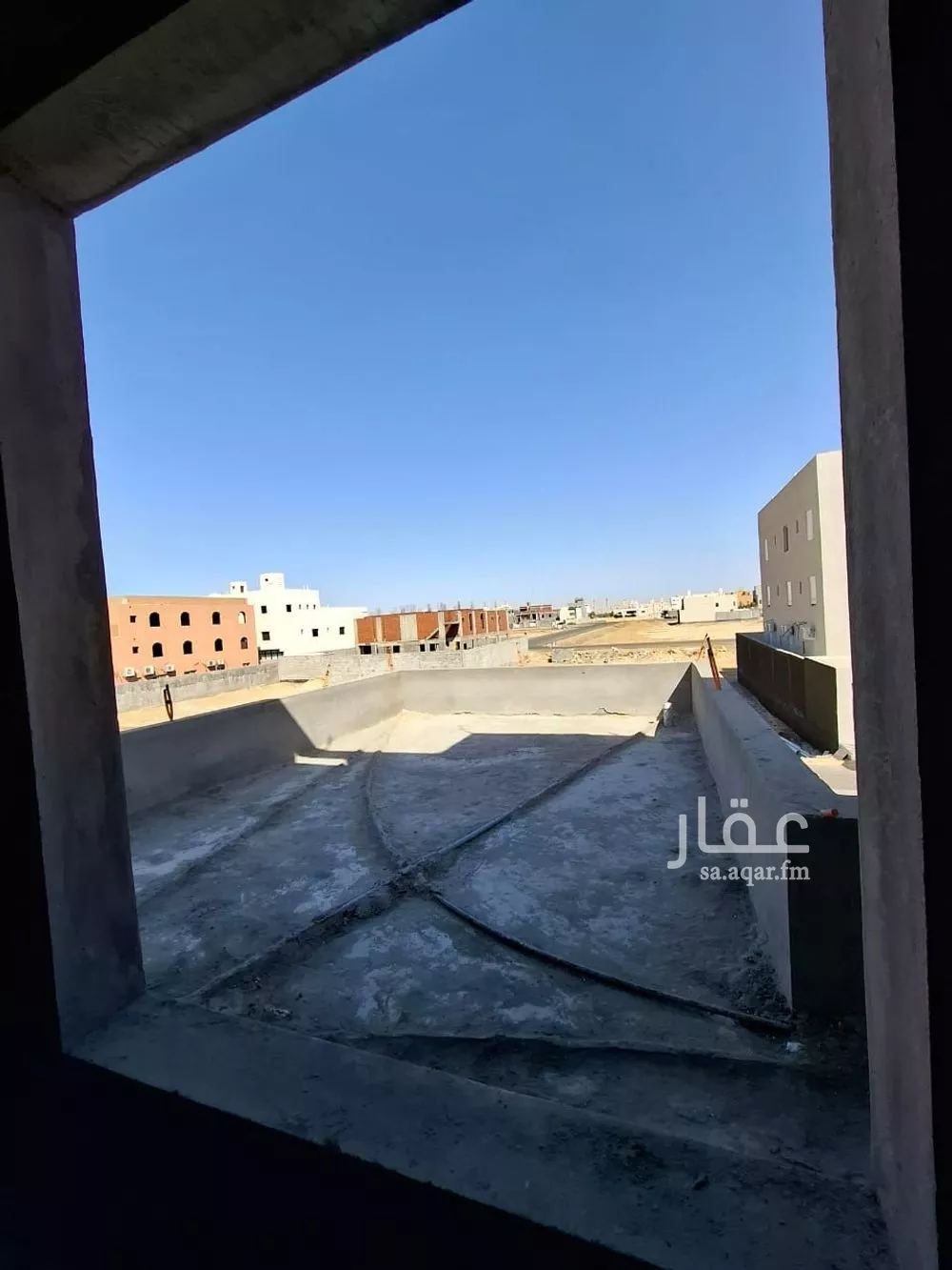 فيلا 9 غرف في الزمرد 10