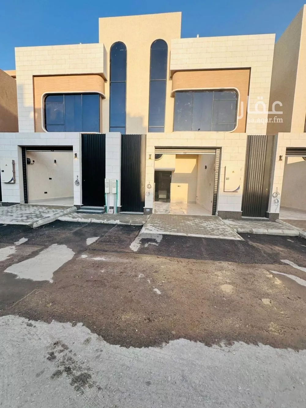 شقة 4 غرف في العارض 2