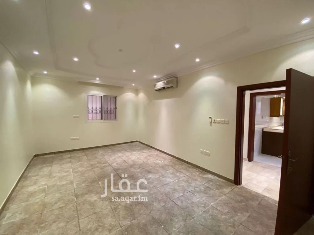 فيلا 5 غرف في التعاون 3