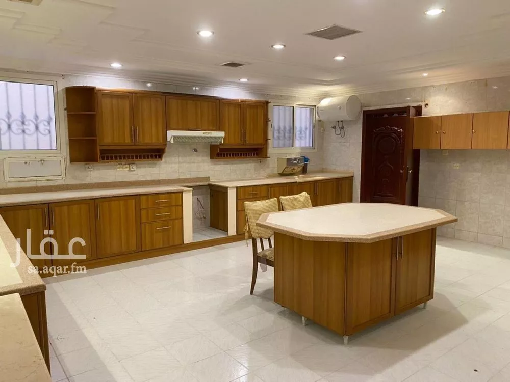 فيلا 5 غرف في التعاون 10