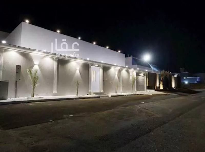 فيلا 6 غرف في الصفوة 5