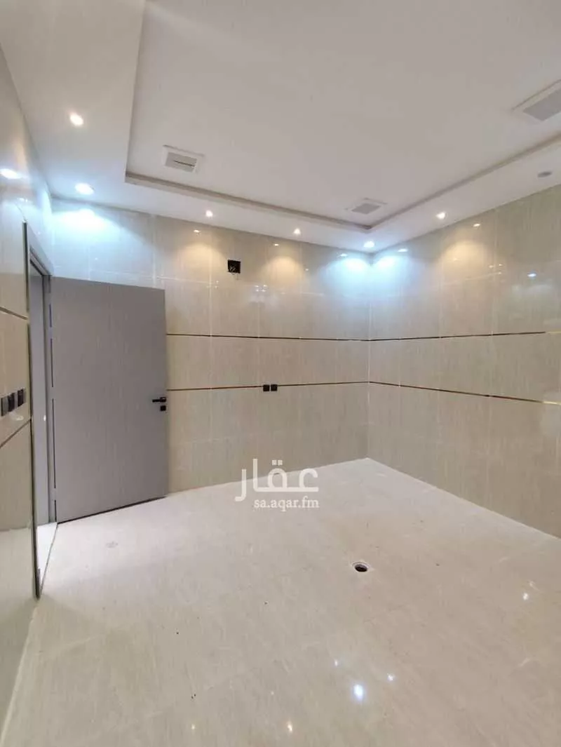 دور 6 غرف في طيبة 7