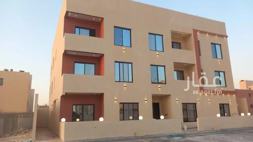 4 bedroom apartment in Dhahrat Laban 6
