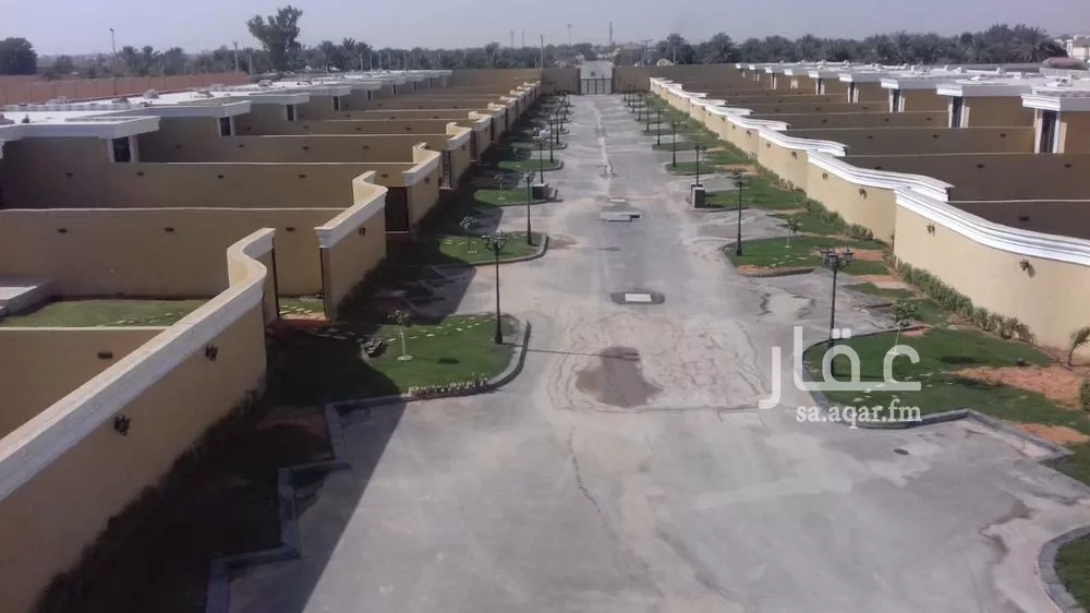 8258 sqm building in Al Rimal 7