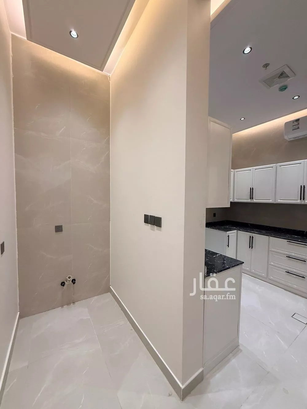 4 bedroom apartment in Dhahrat Laban 8