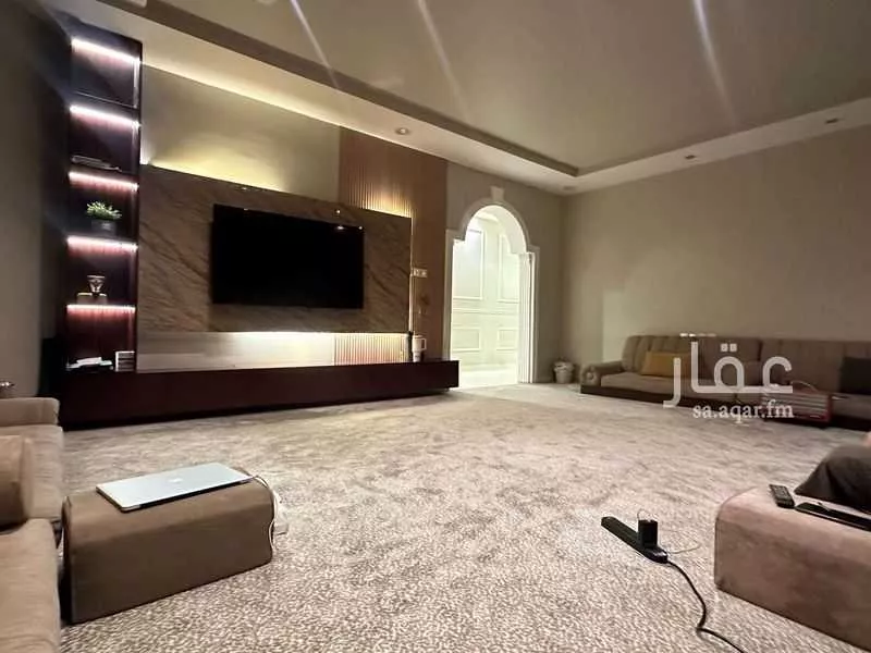 فيلا 7 غرف في الخليج 2