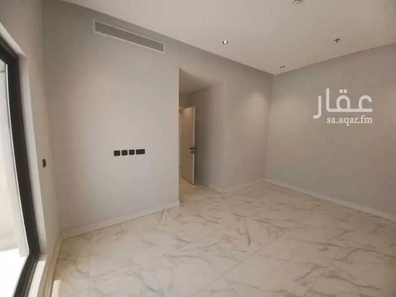 3 bedroom apartment in Al Malqa 11