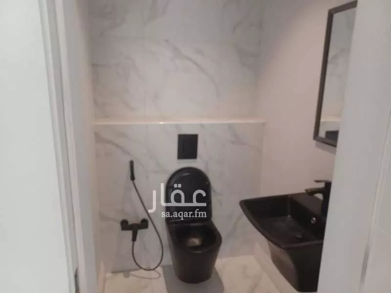 3 bedroom apartment in Al Malqa 10