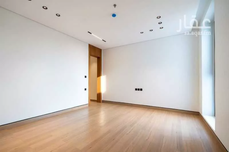 شقة 4 غرف في السيف 11
