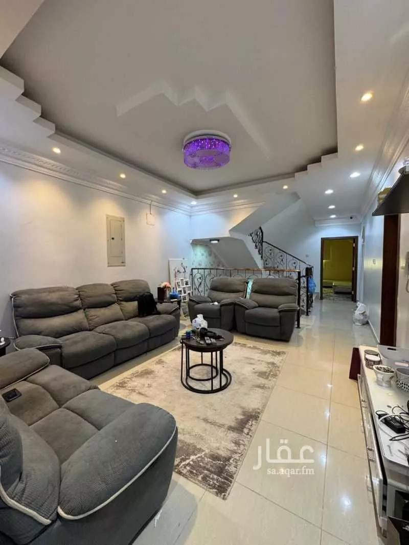 فيلا 10 غرف في ضاحية الملك فهد 14