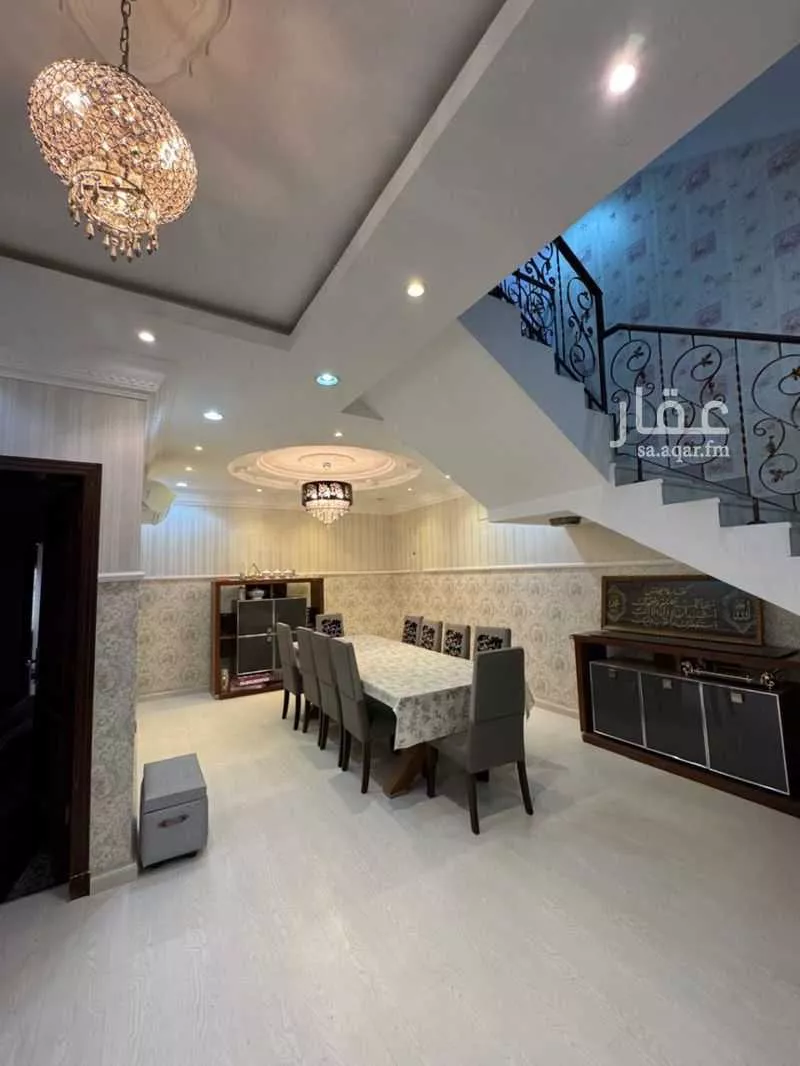 فيلا 10 غرف في ضاحية الملك فهد 10