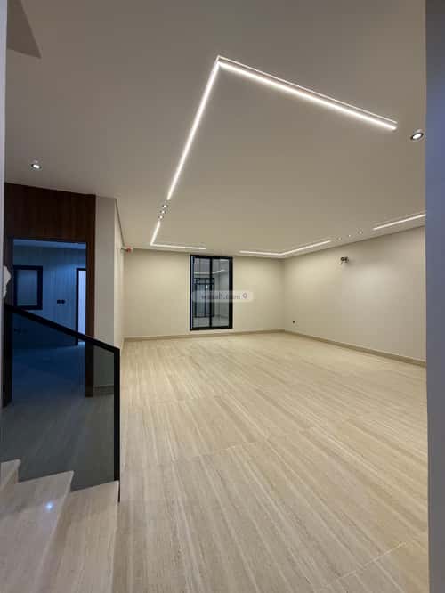 شقة 5 غرف في ضاحية الملك فهد 5