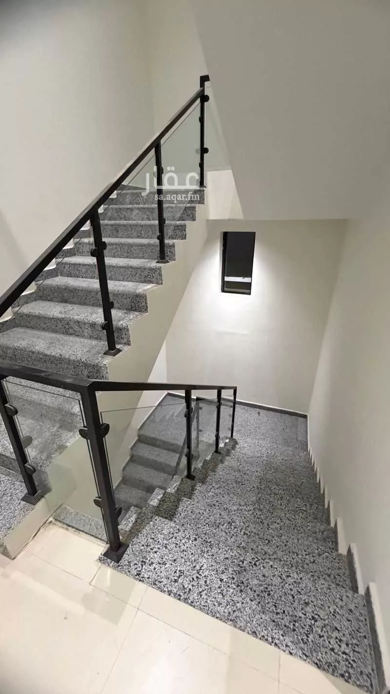 3 bedroom floor in Badr 7