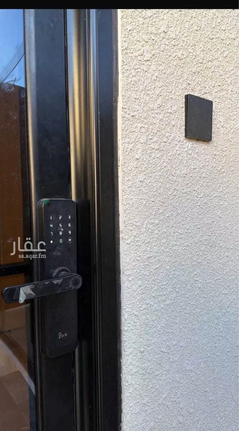 فيلا 5 غرف في السيف 6