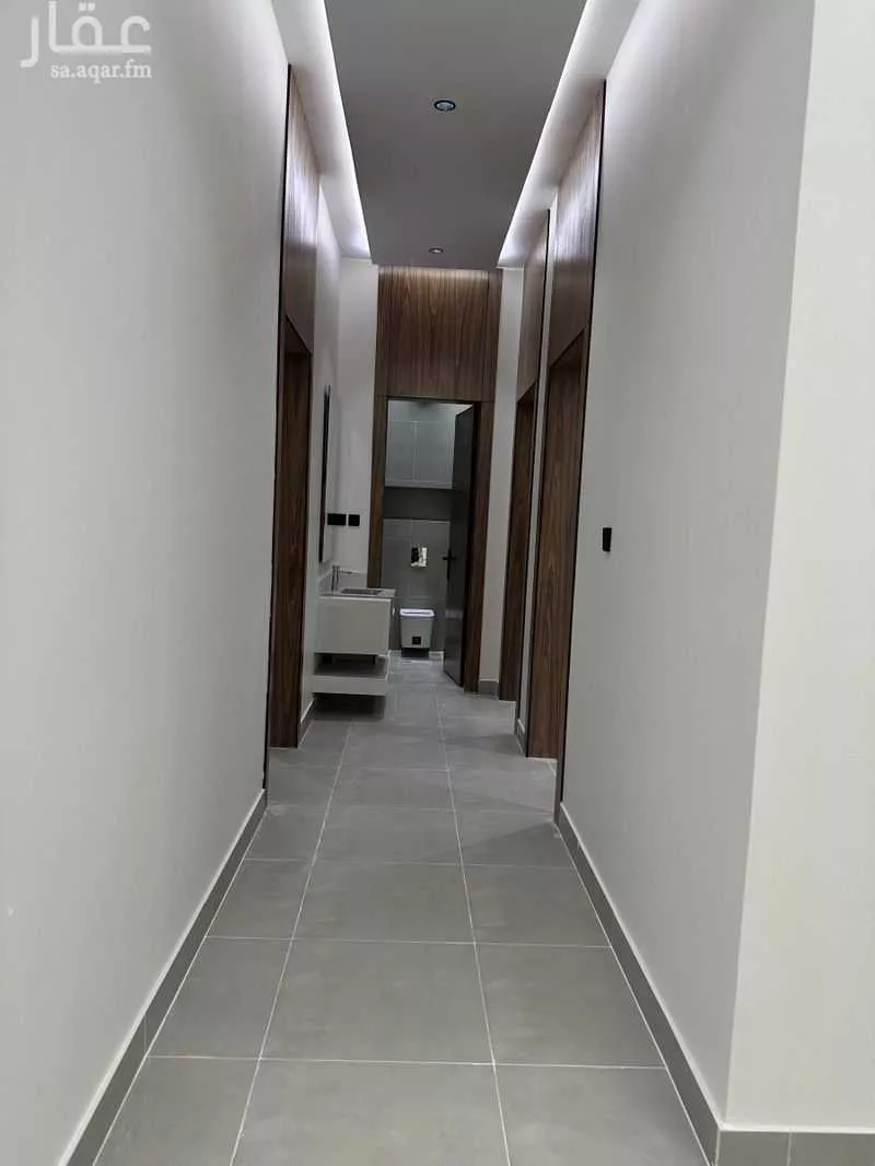 4 bedroom floor in Ash Sharq 8