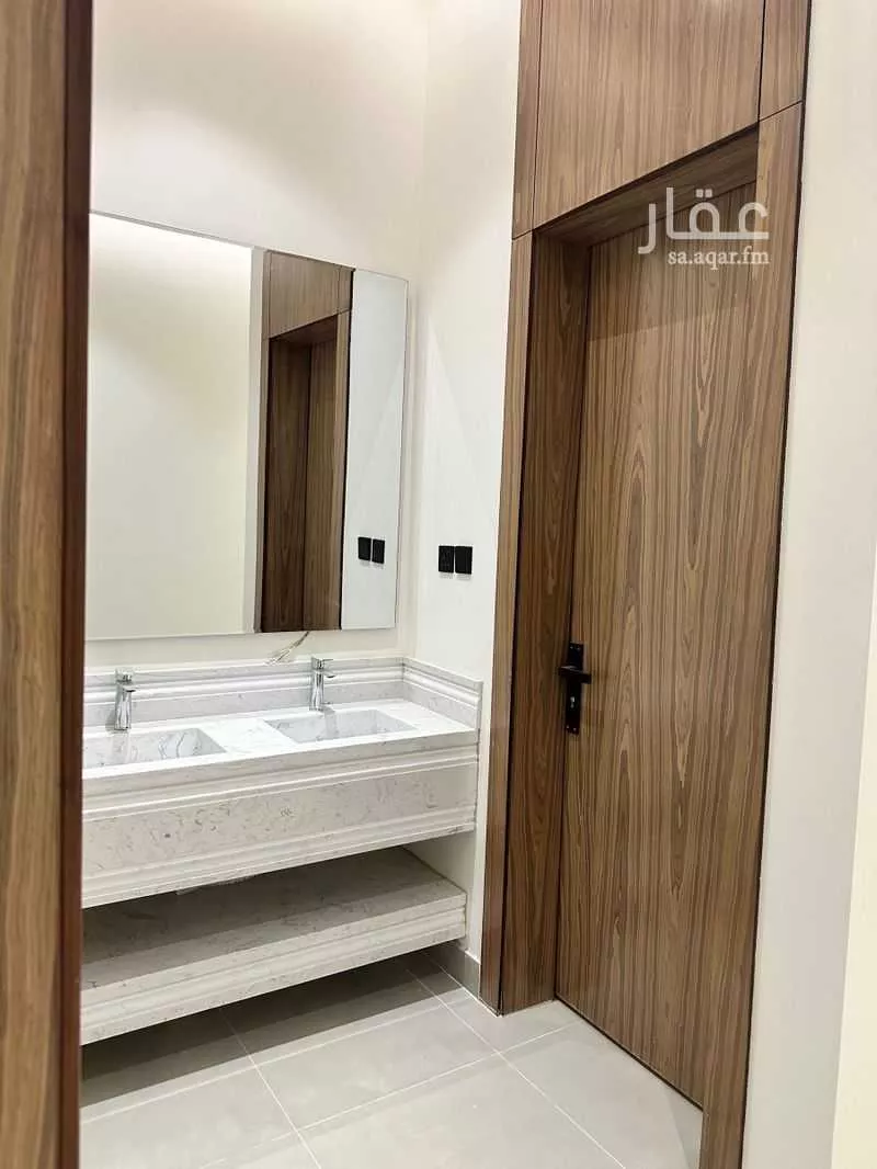 4 bedroom floor in Ash Sharq 10
