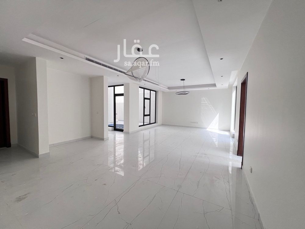 7 bedroom villa in Ishbiliyah, Eastern Province 11
