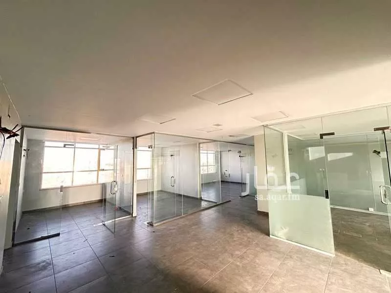 مكتب 790 م² في جشم 3